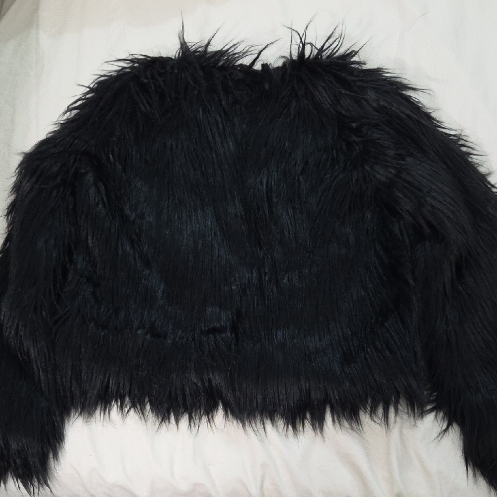 MISSGUIDED,  Black Faux Fur Jacket - Picture 7 of 9